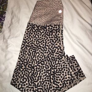 Lululemon  7/8 Cropped Cheetah Leggings
